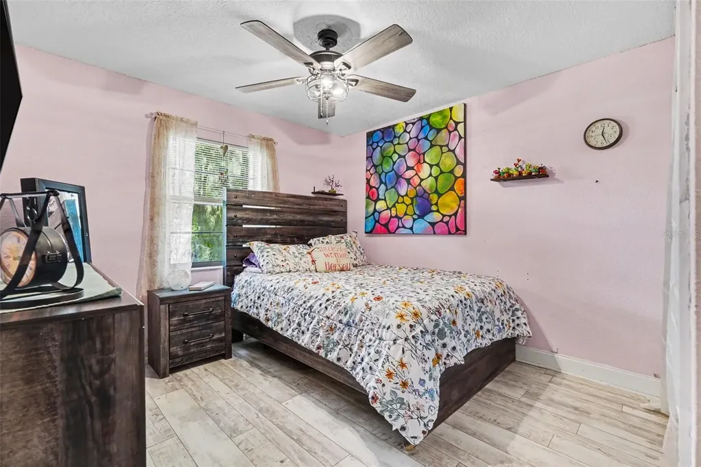 534 Leverett Road Seffner FL 33584