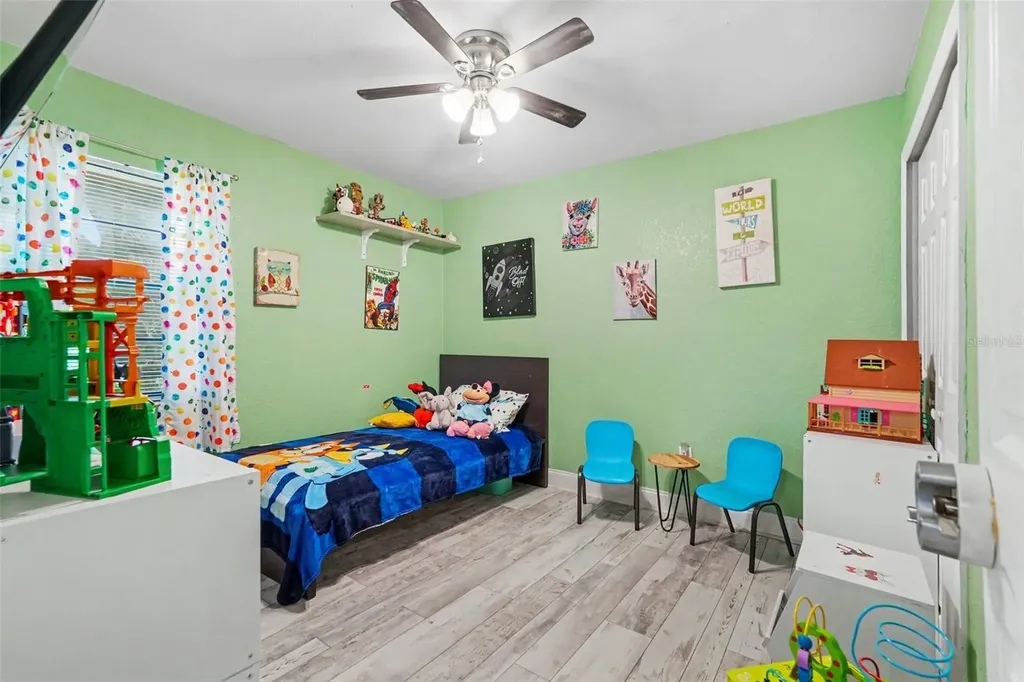 534 Leverett Road Seffner FL 33584