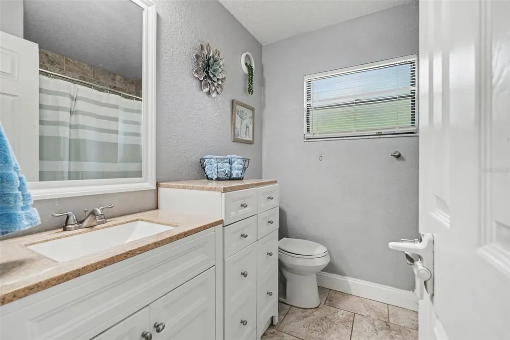 534 Leverett Road Seffner FL 33584