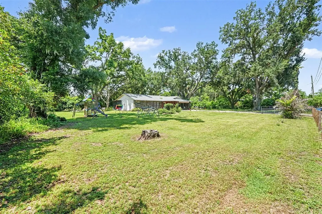 534 Leverett Road Seffner FL 33584