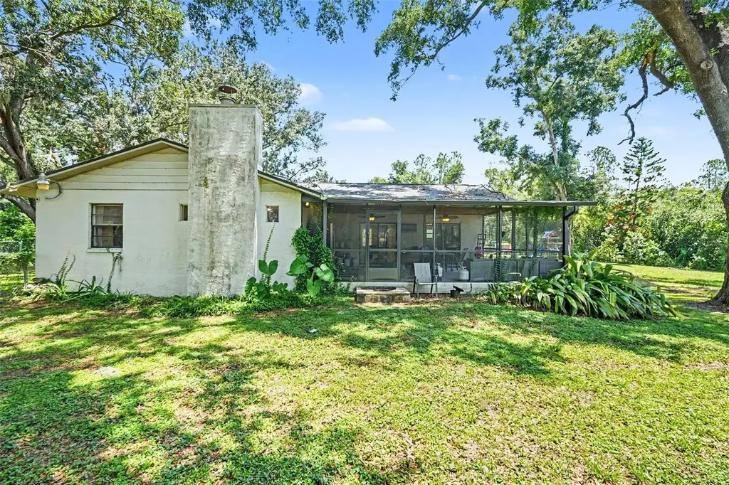 534 Leverett Road Seffner FL 33584