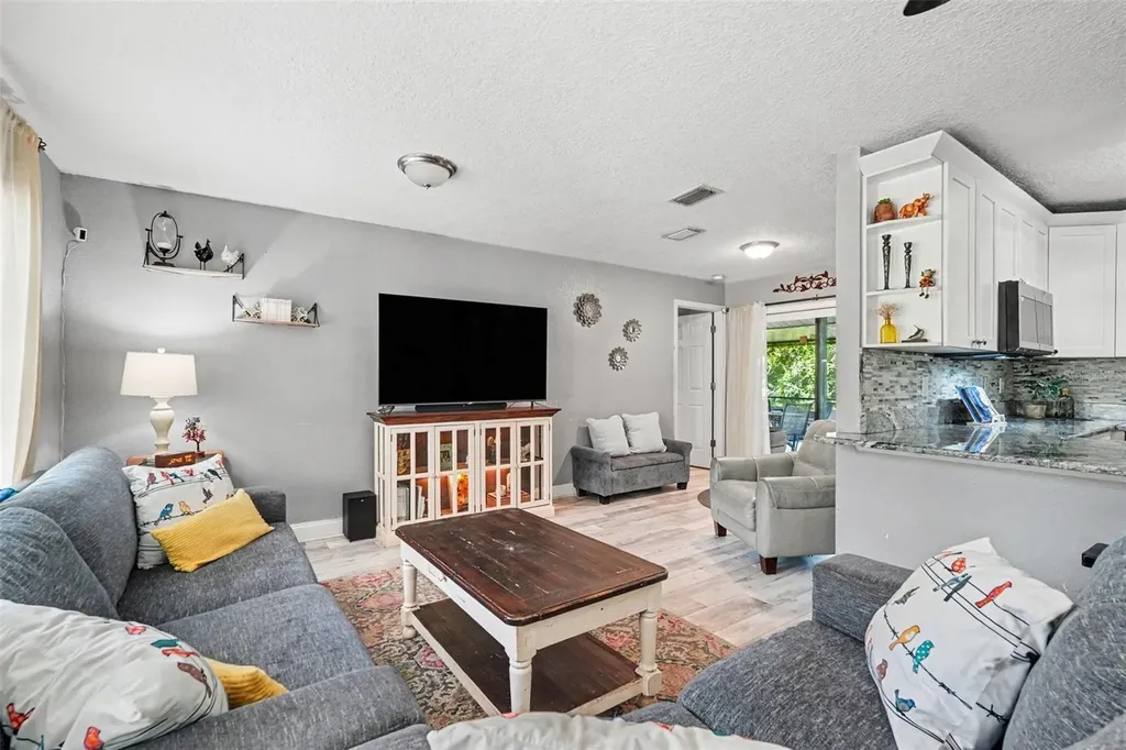 534 Leverett Road Seffner FL 33584
