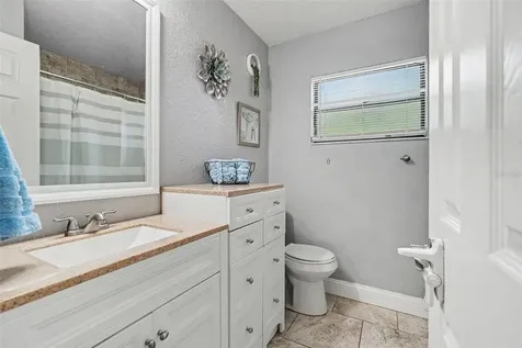 534 Leverett Road Seffner FL 33584
