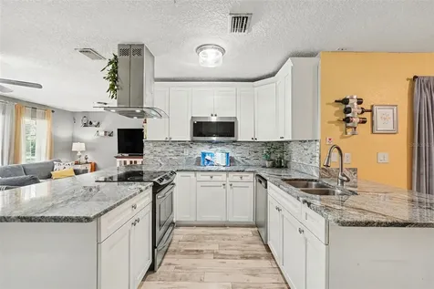 534 Leverett Road Seffner FL 33584