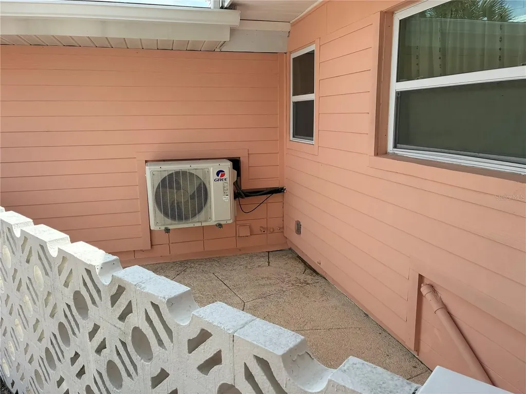 3748 Cardinal Boulevard Daytona Beach FL 32118
