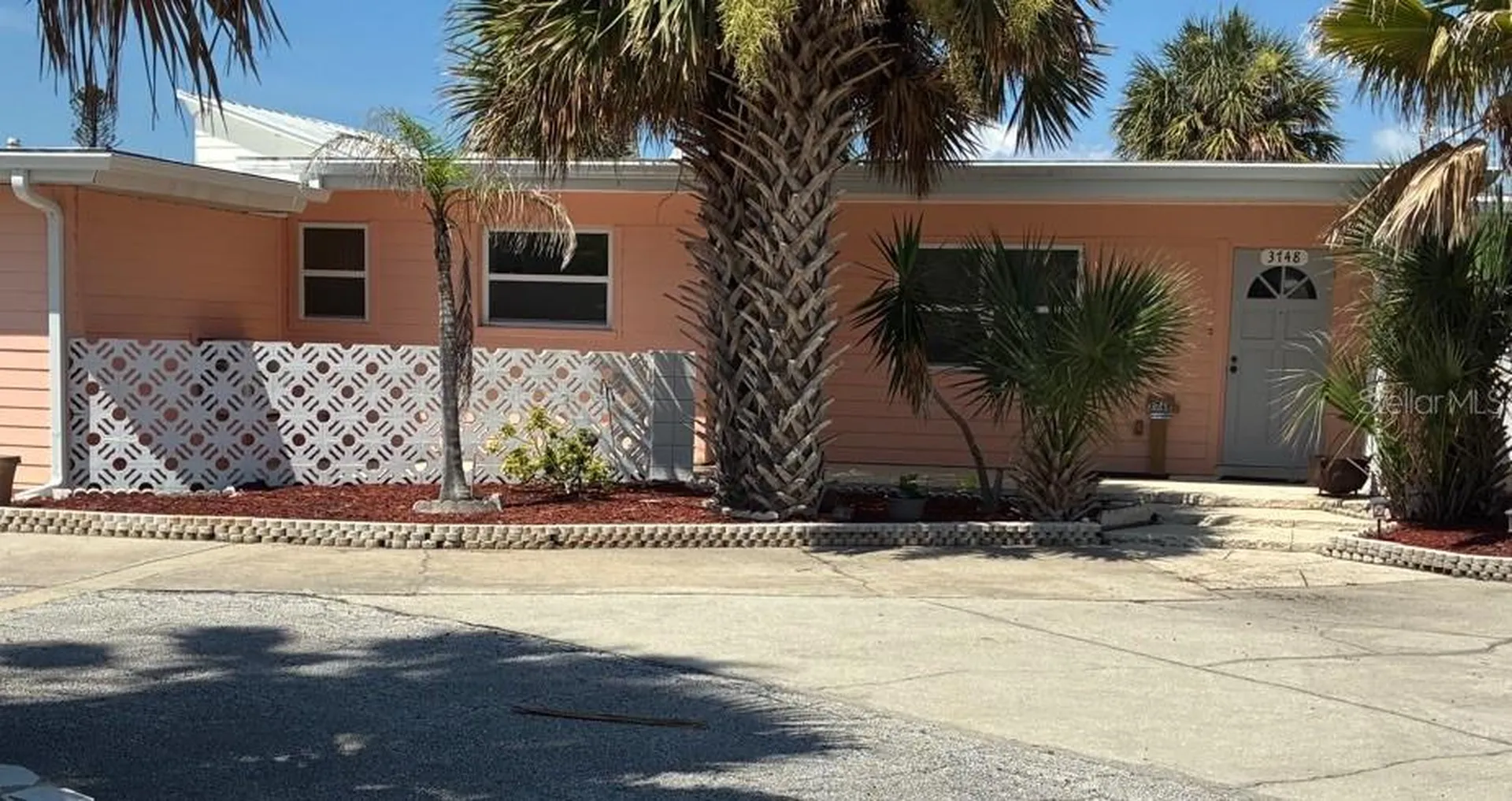 3748 Cardinal Boulevard Daytona Beach FL 32118