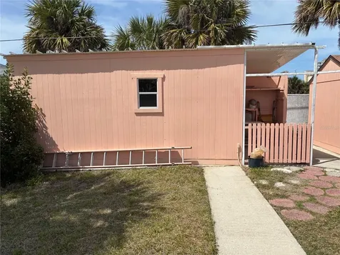 3748 Cardinal Boulevard Daytona Beach FL 32118