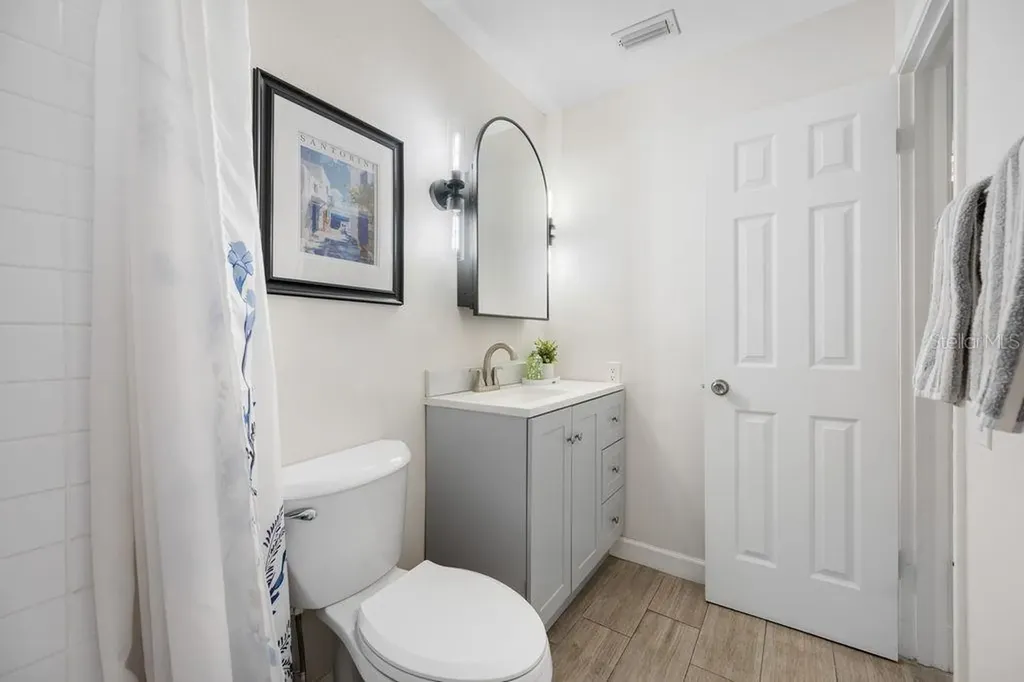 5660 80th Street N St Petersburg FL 33709