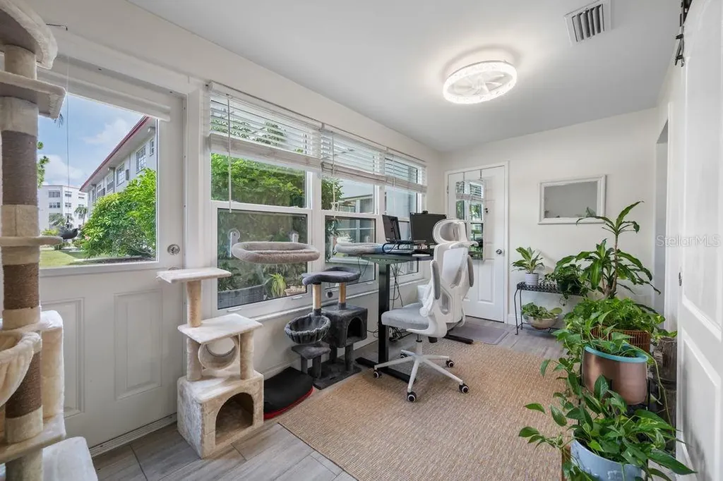 5660 80th Street N St Petersburg FL 33709