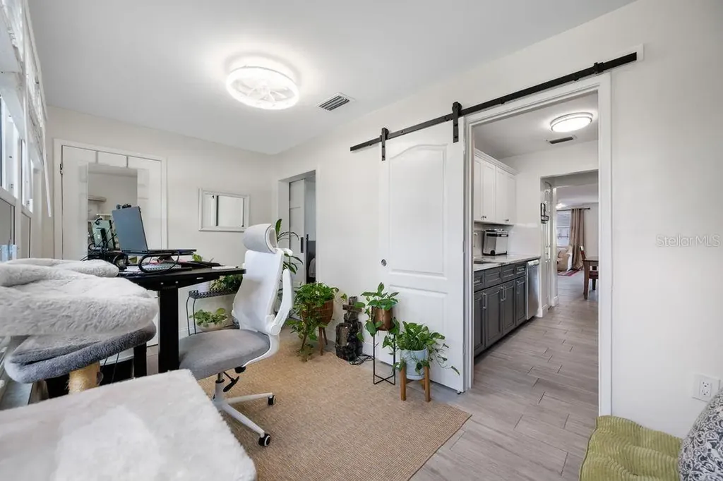 5660 80th Street N St Petersburg FL 33709