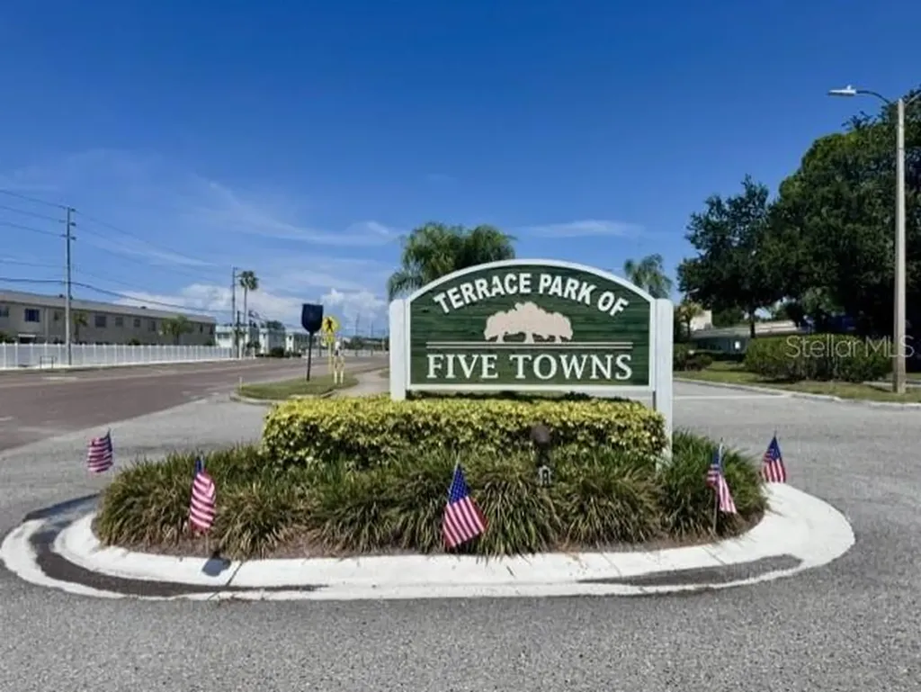5660 80th Street N St Petersburg FL 33709