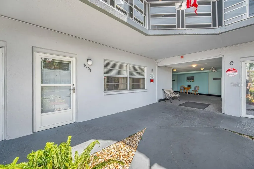 5660 80th Street N St Petersburg FL 33709