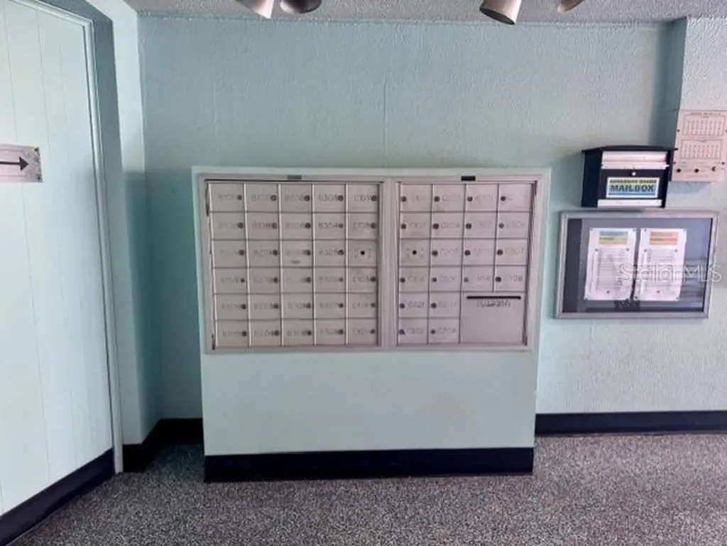 5660 80th Street N St Petersburg FL 33709