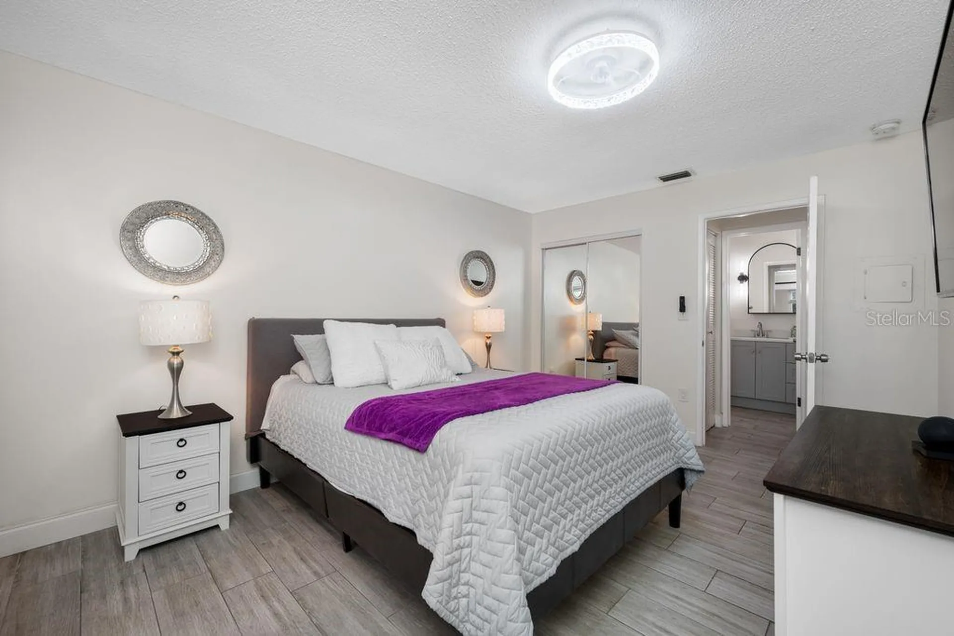 5660 80th Street N St Petersburg FL 33709