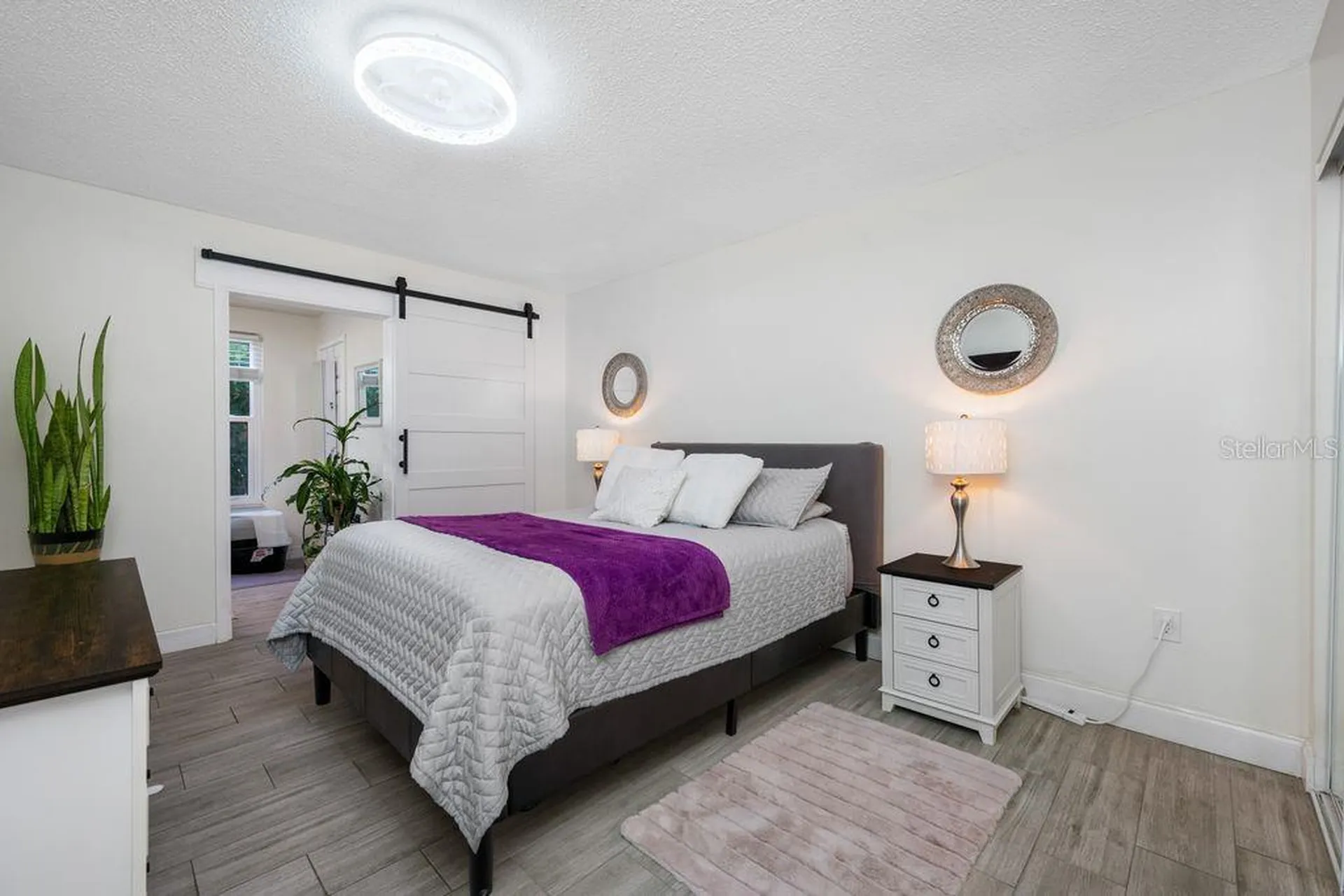 5660 80th Street N St Petersburg FL 33709