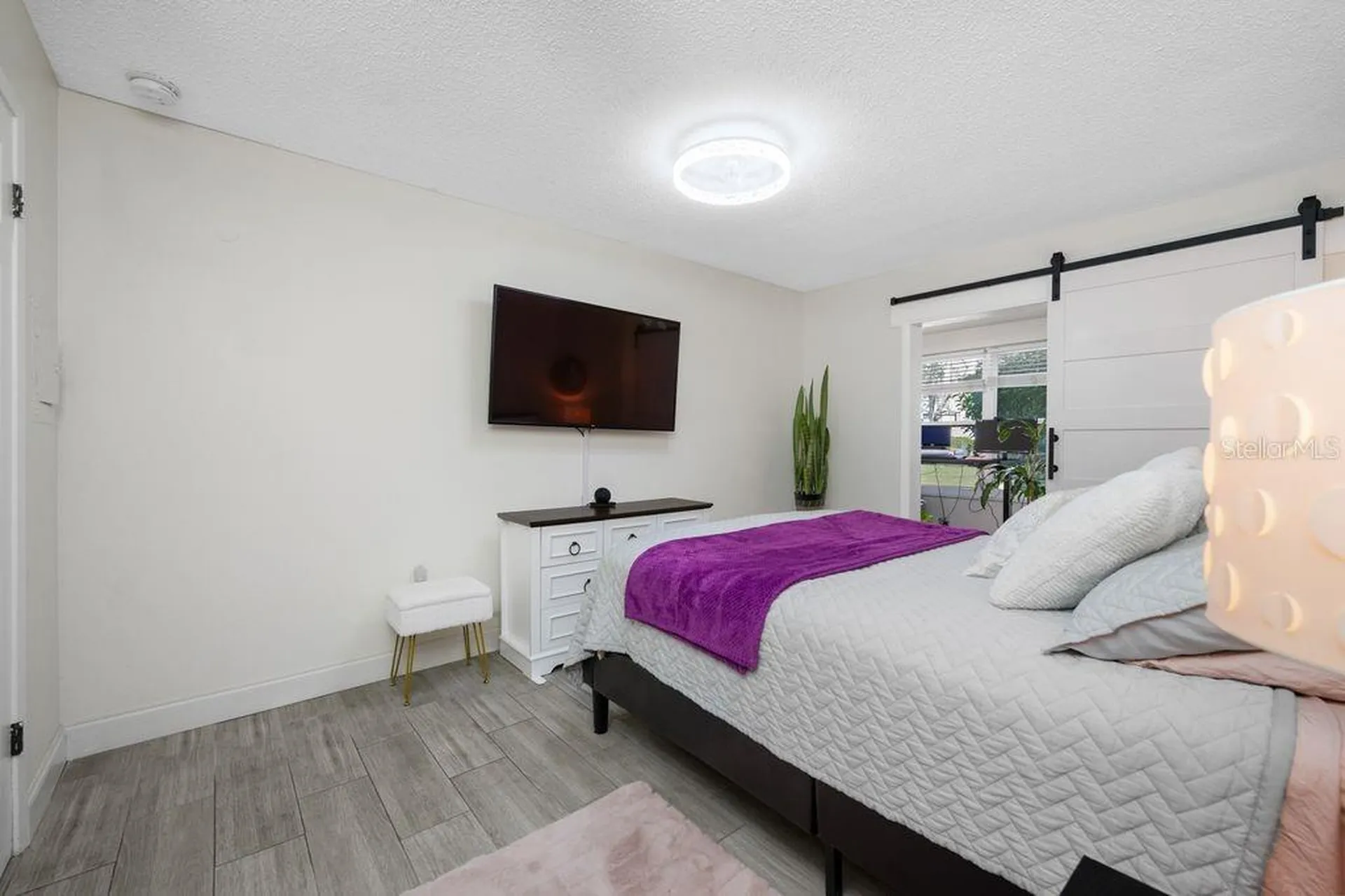 5660 80th Street N St Petersburg FL 33709
