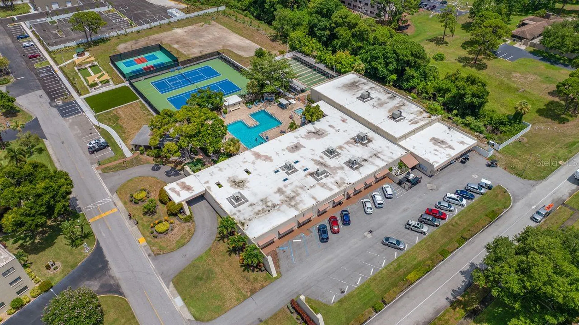 5660 80th Street N St Petersburg FL 33709