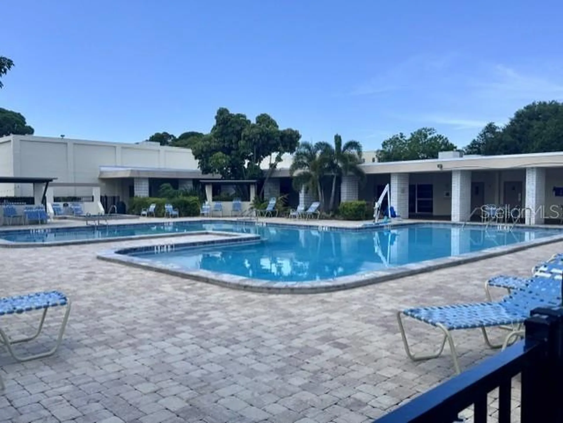 5660 80th Street N St Petersburg FL 33709
