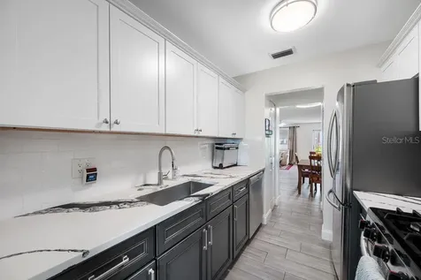 5660 80th Street N St Petersburg FL 33709