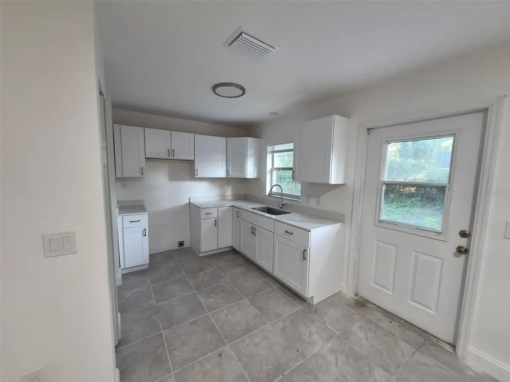 5907 NW 64th Street Ocala FL 34482