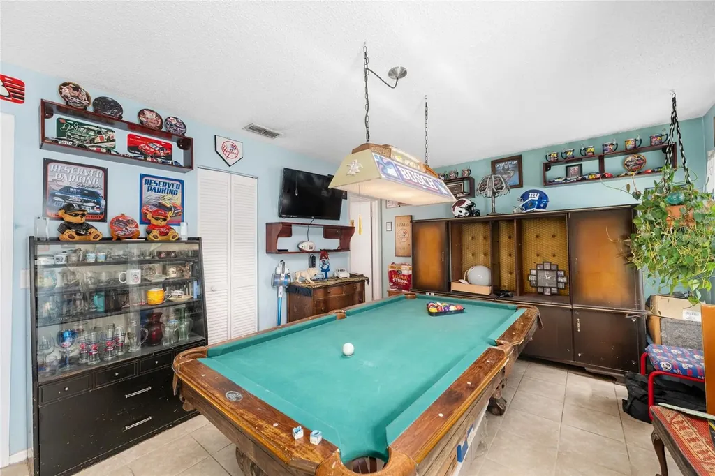 124 Oak Circle Ocala FL 34472