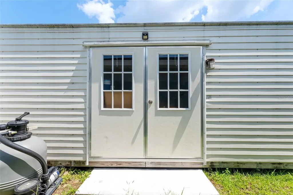 124 Oak Circle Ocala FL 34472