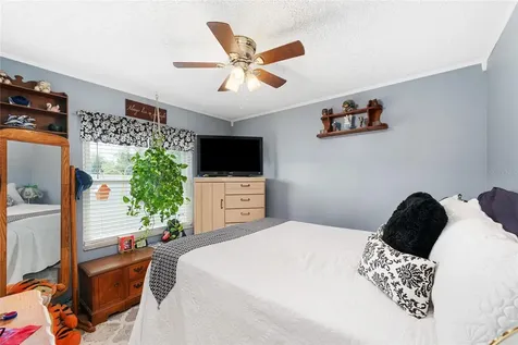124 Oak Circle Ocala FL 34472