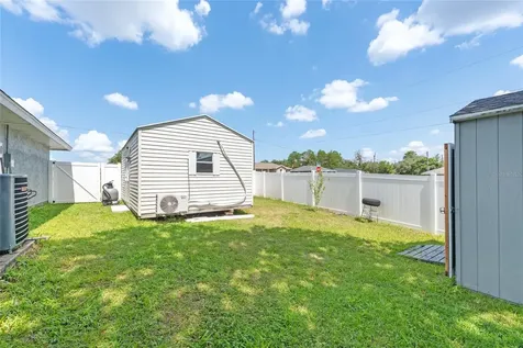 124 Oak Circle Ocala FL 34472