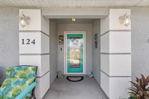 124 Oak Circle Ocala FL 34472