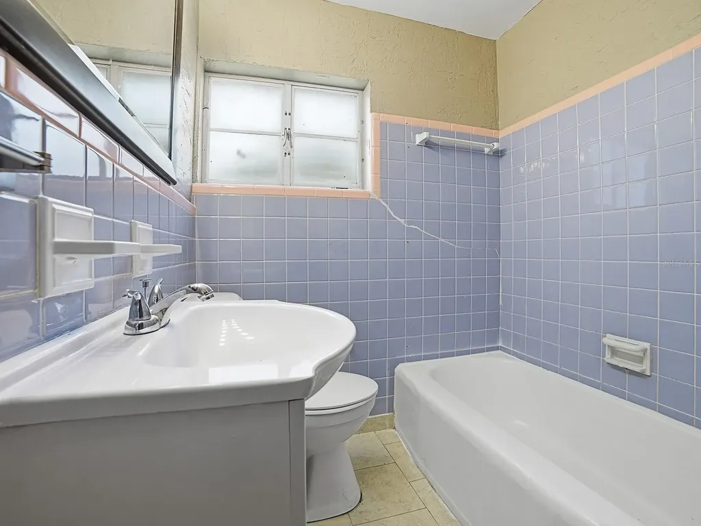 404 Louis Street Leesburg FL 34748