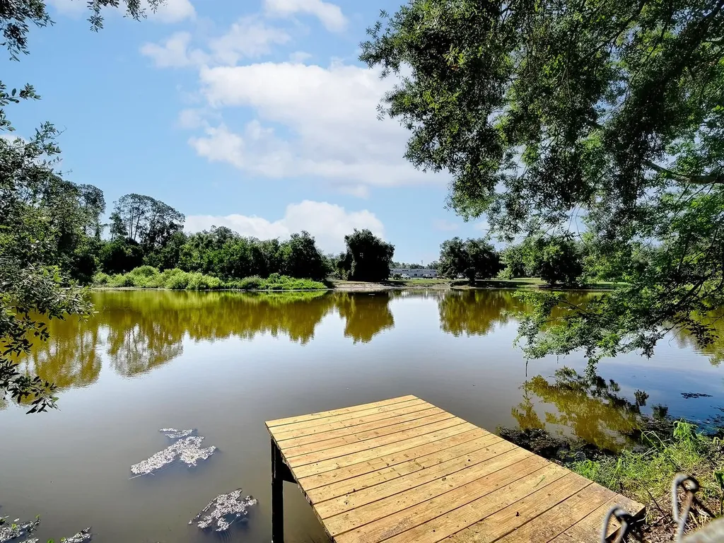 404 Louis Street Leesburg FL 34748