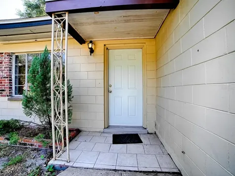 404 Louis Street Leesburg FL 34748