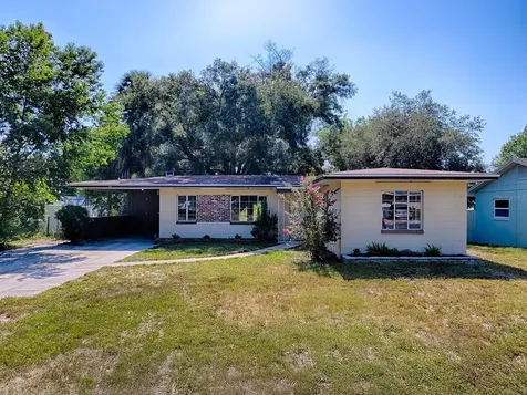 404 Louis Street Leesburg FL 34748