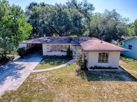 404 Louis Street Leesburg FL 34748
