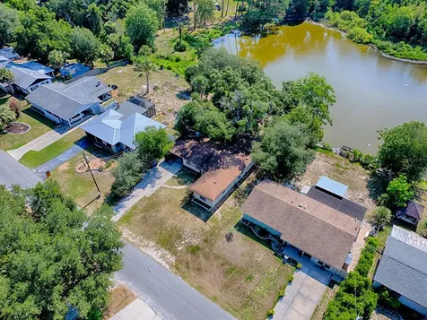 404 Louis Street Leesburg FL 34748