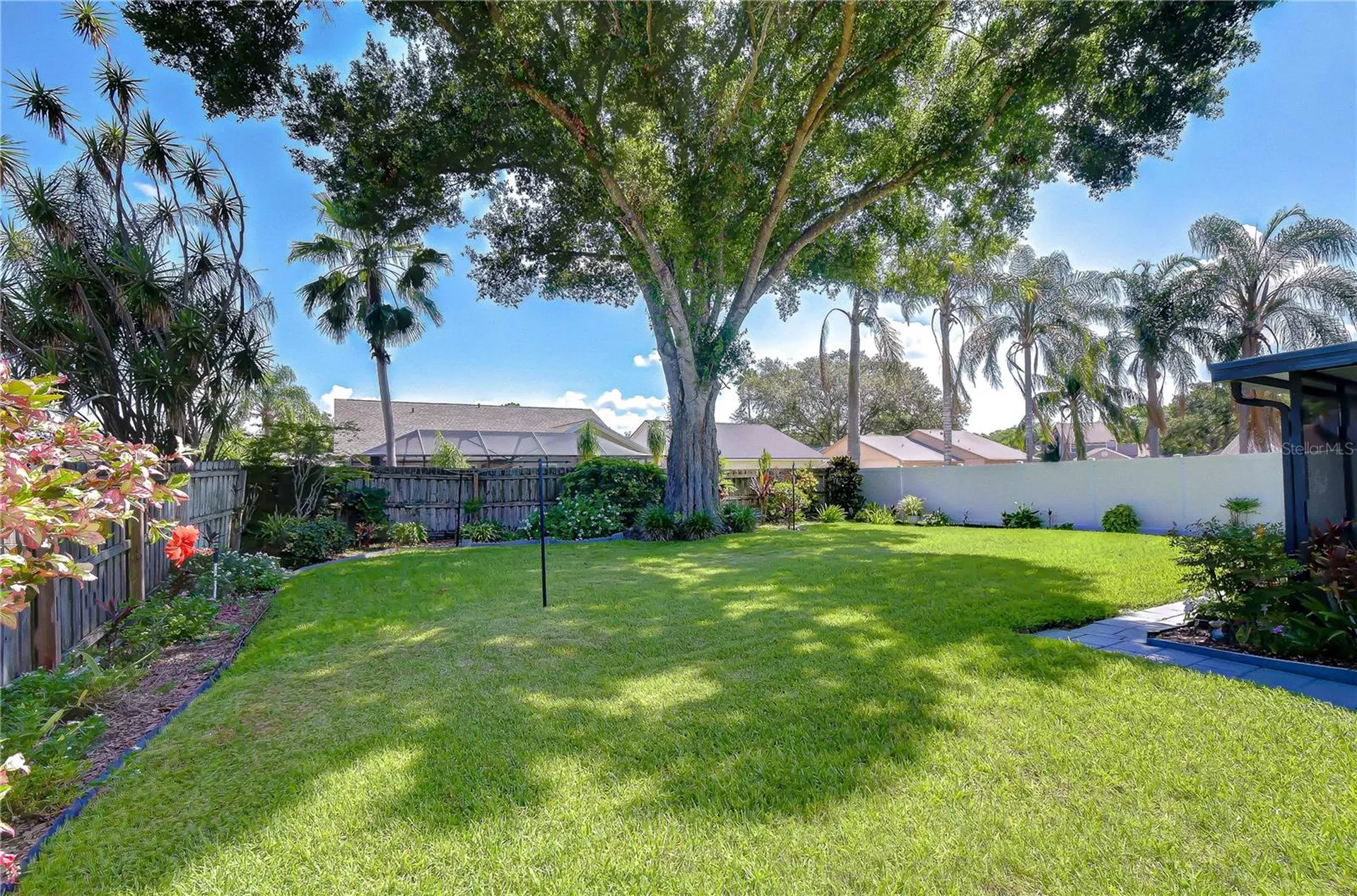 8702 Hampden Drive Tampa FL 33626
