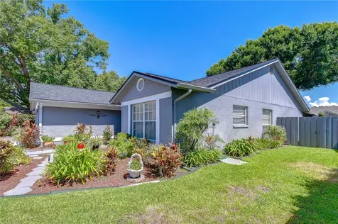 8702 Hampden Drive Tampa FL 33626