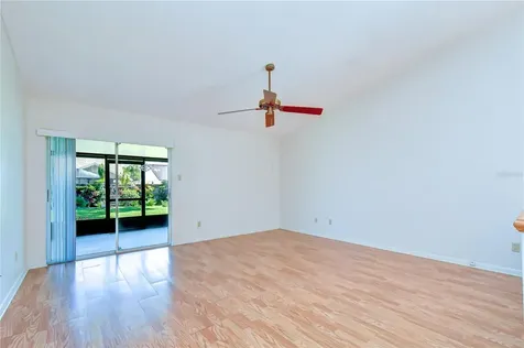 8702 Hampden Drive Tampa FL 33626
