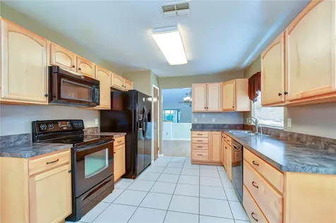 8702 Hampden Drive Tampa FL 33626