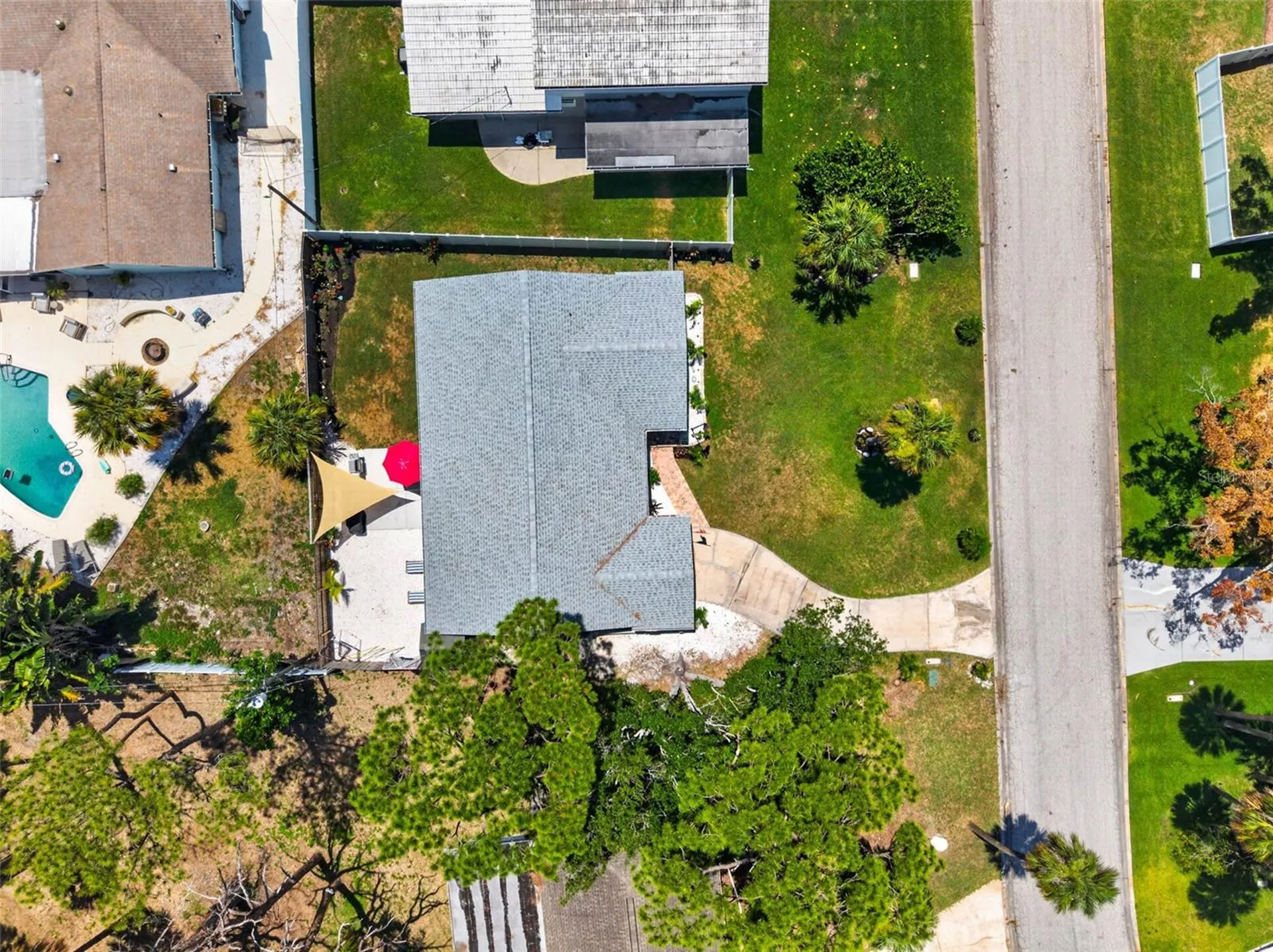 1667 N Dakota Avenue NE St Petersburg FL 33703