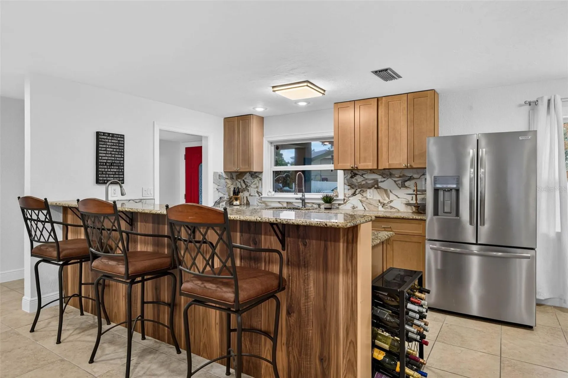 1667 N Dakota Avenue NE St Petersburg FL 33703