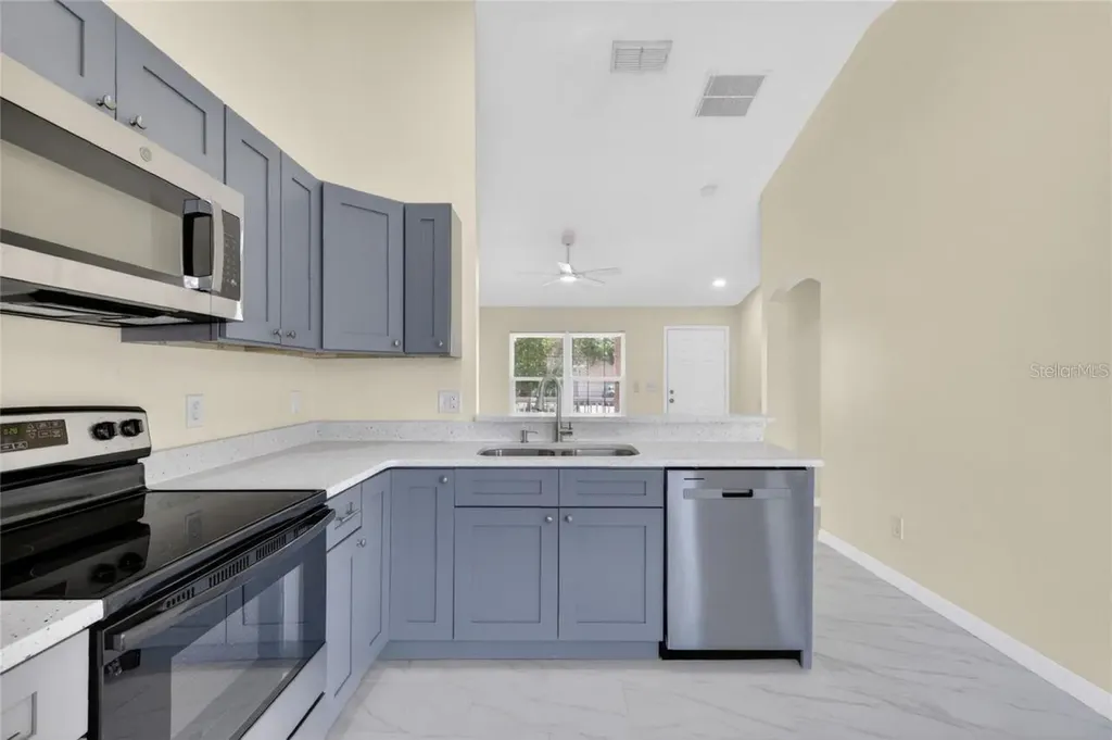 2717 Savannah Drive Leesburg FL 34748