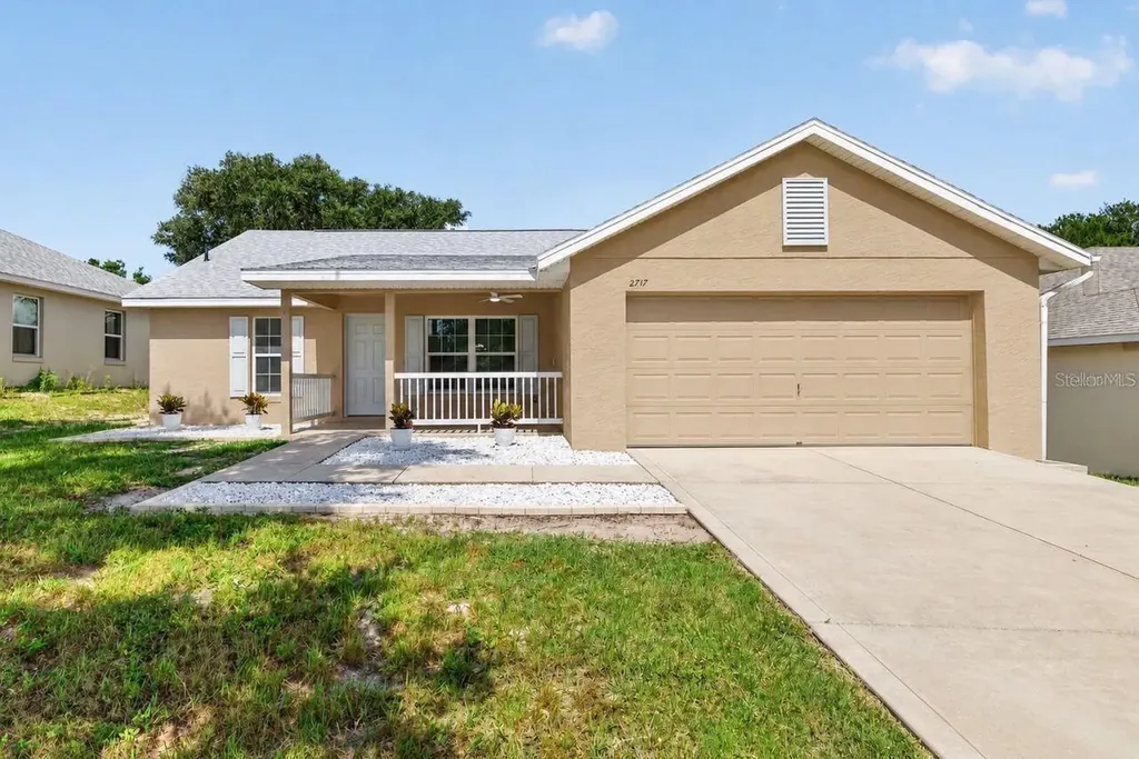 2717 Savannah Drive Leesburg FL 34748