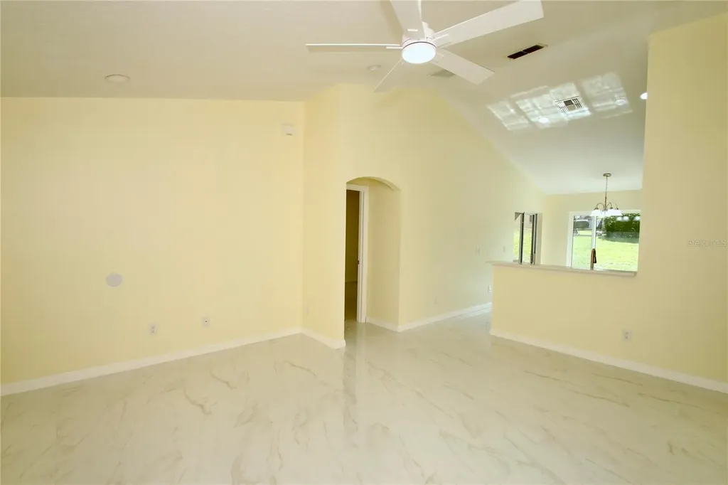 2717 Savannah Drive Leesburg FL 34748
