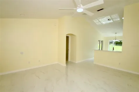 2717 Savannah Drive Leesburg FL 34748
