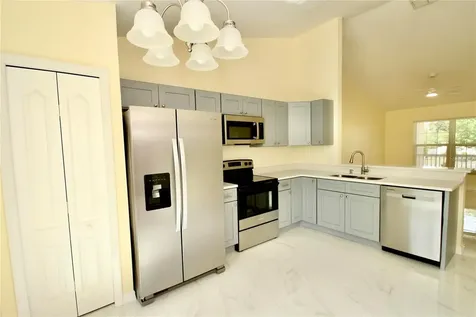 2717 Savannah Drive Leesburg FL 34748