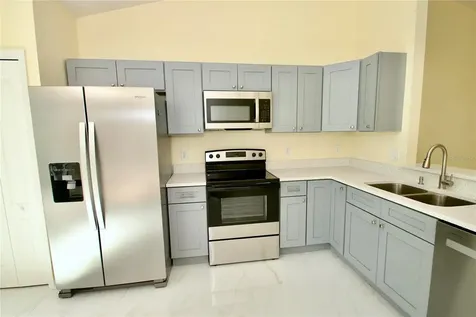 2717 Savannah Drive Leesburg FL 34748