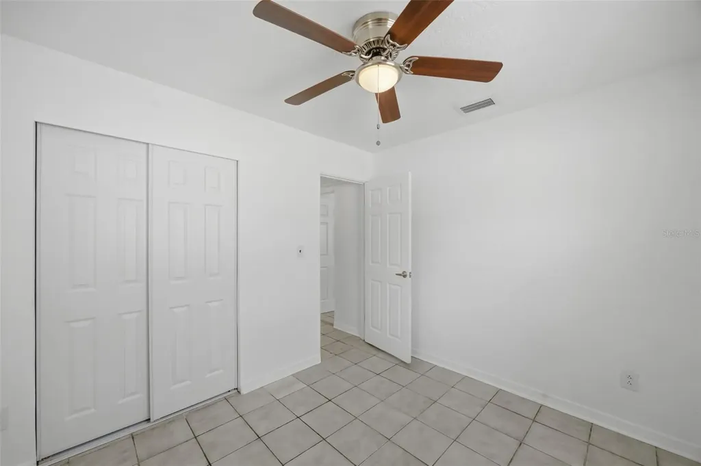 410 42nd Avenue NE St Petersburg FL 33703