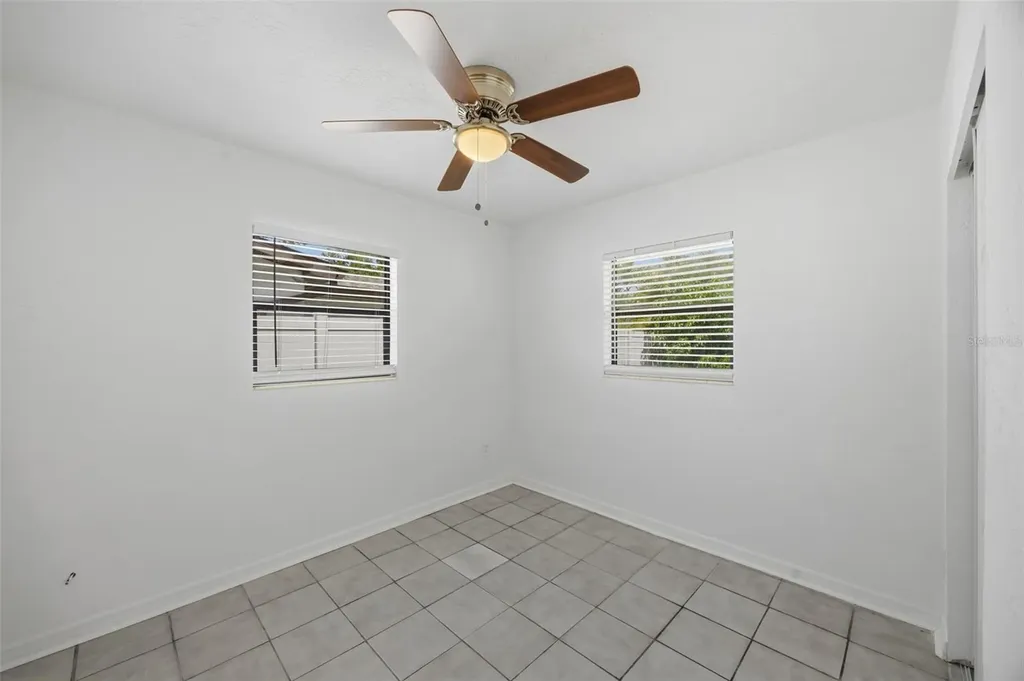410 42nd Avenue NE St Petersburg FL 33703
