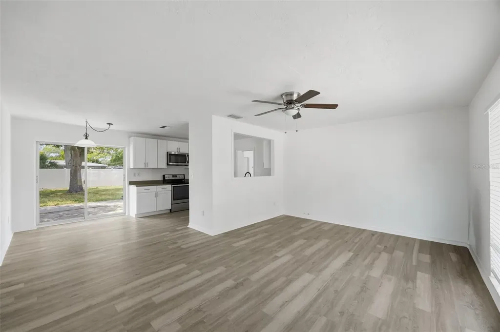 410 42nd Avenue NE St Petersburg FL 33703